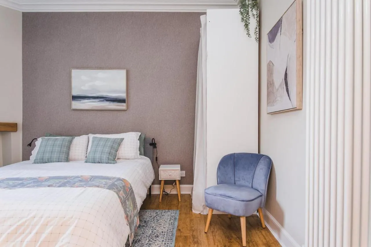 New Sleek 1Bd Edinburgh City Centre Stay Apartment