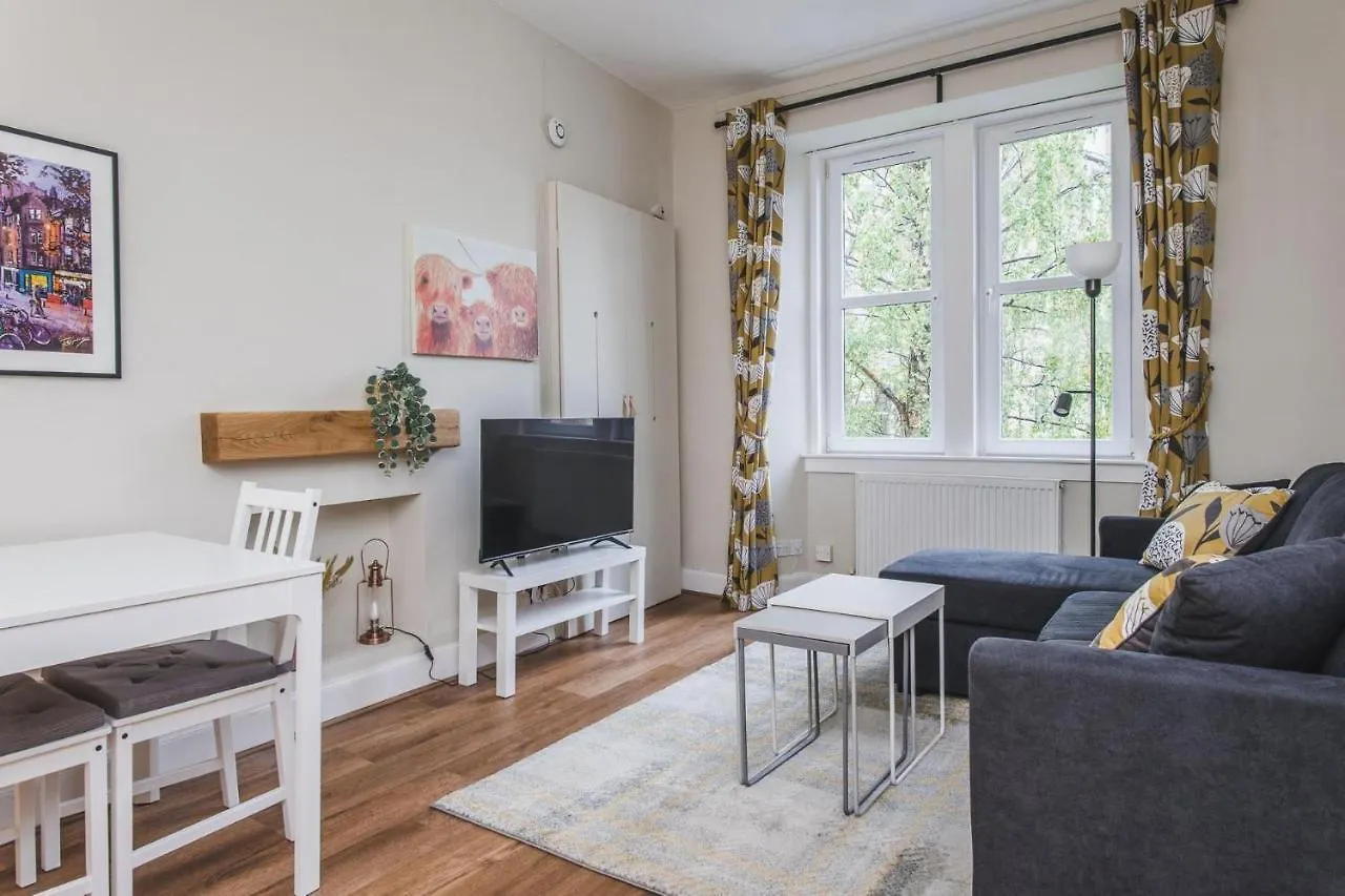 New Sleek 1Bd Edinburgh City Centre Stay 0*,